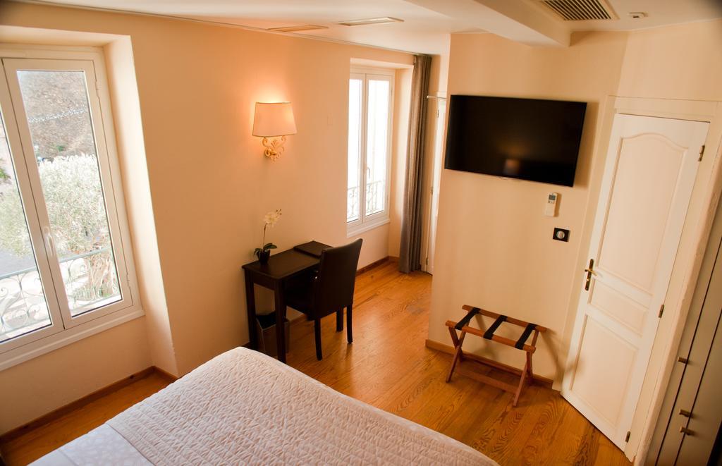 Hotel Restaurant Les Deux Freres Roquebrune-Cap-Martin Zimmer foto